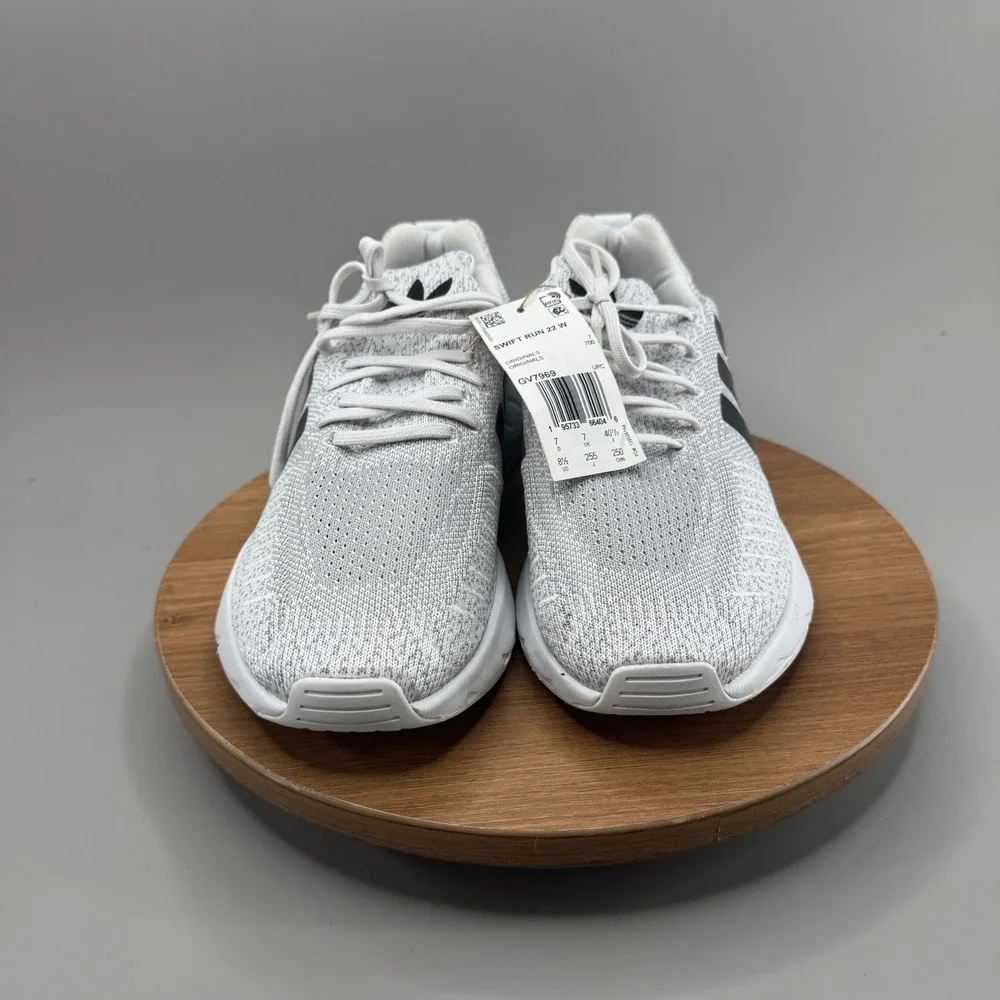 Adidas Swift Run 22 W Sneakers Size 8.5 Grey White Athletic‎ Running GV7969